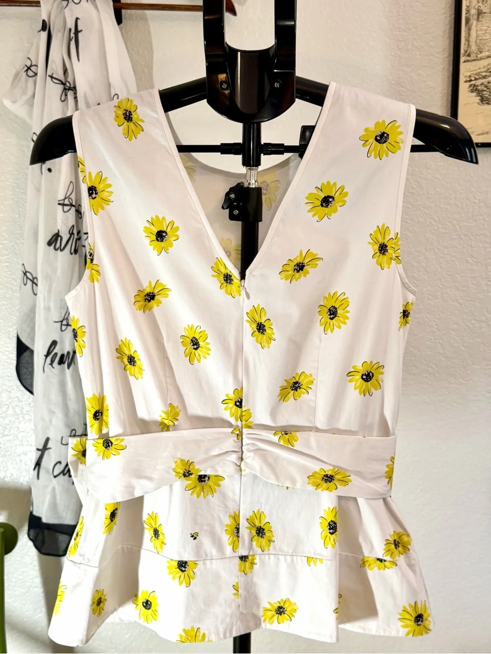 Kate Spade New York Daisy Bee Print Bow Tie Peplum Top Size 4